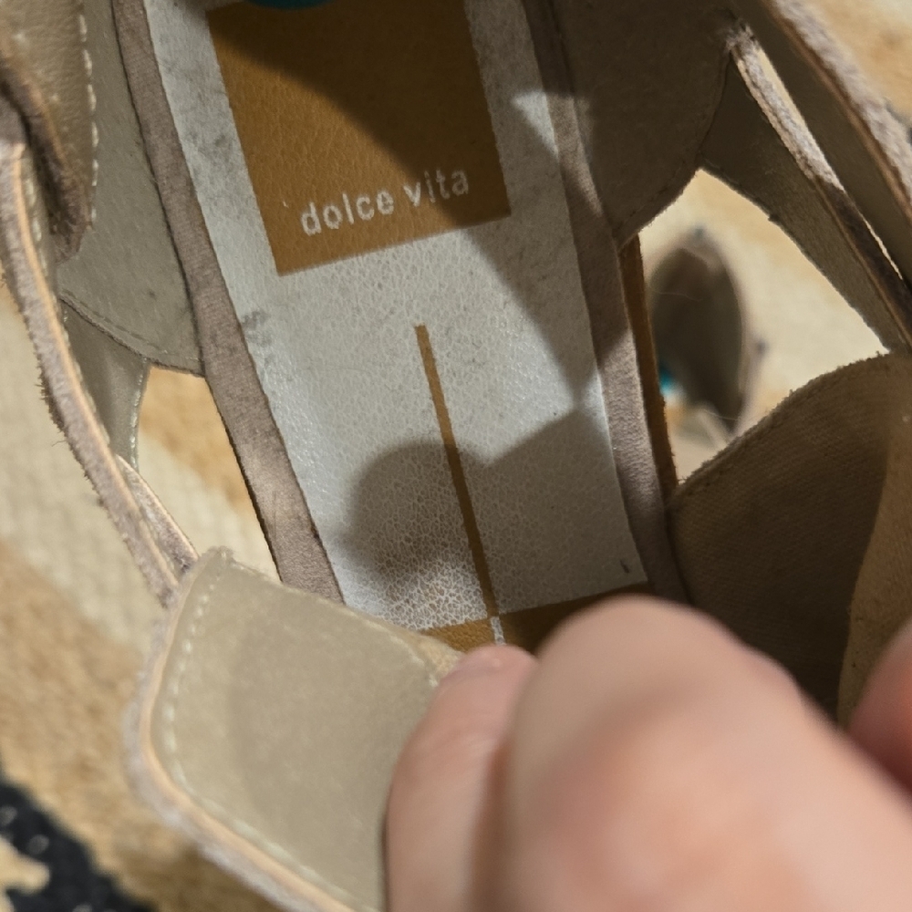 Dolce Vita Taupe Ankle Booties, Back Zip, VGUC, Sz8, Casual Boho Coachella Vibes - Picture 5 of 8